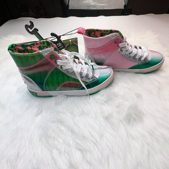 NWT Wicked Women's High Top Sneakers, Sizes 8 1/2 Multicolor - Picture 3 of 11